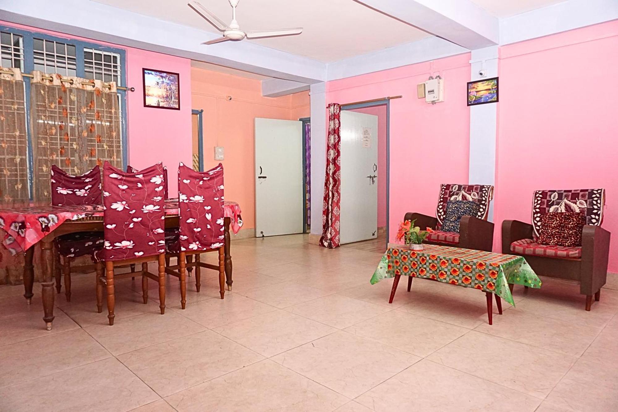 Taj Residency Holiday Homestay -Entire 1Bhk & 2Bhk Private Apartments -Call 767Ooo54Oo Jorhāt 外观 照片