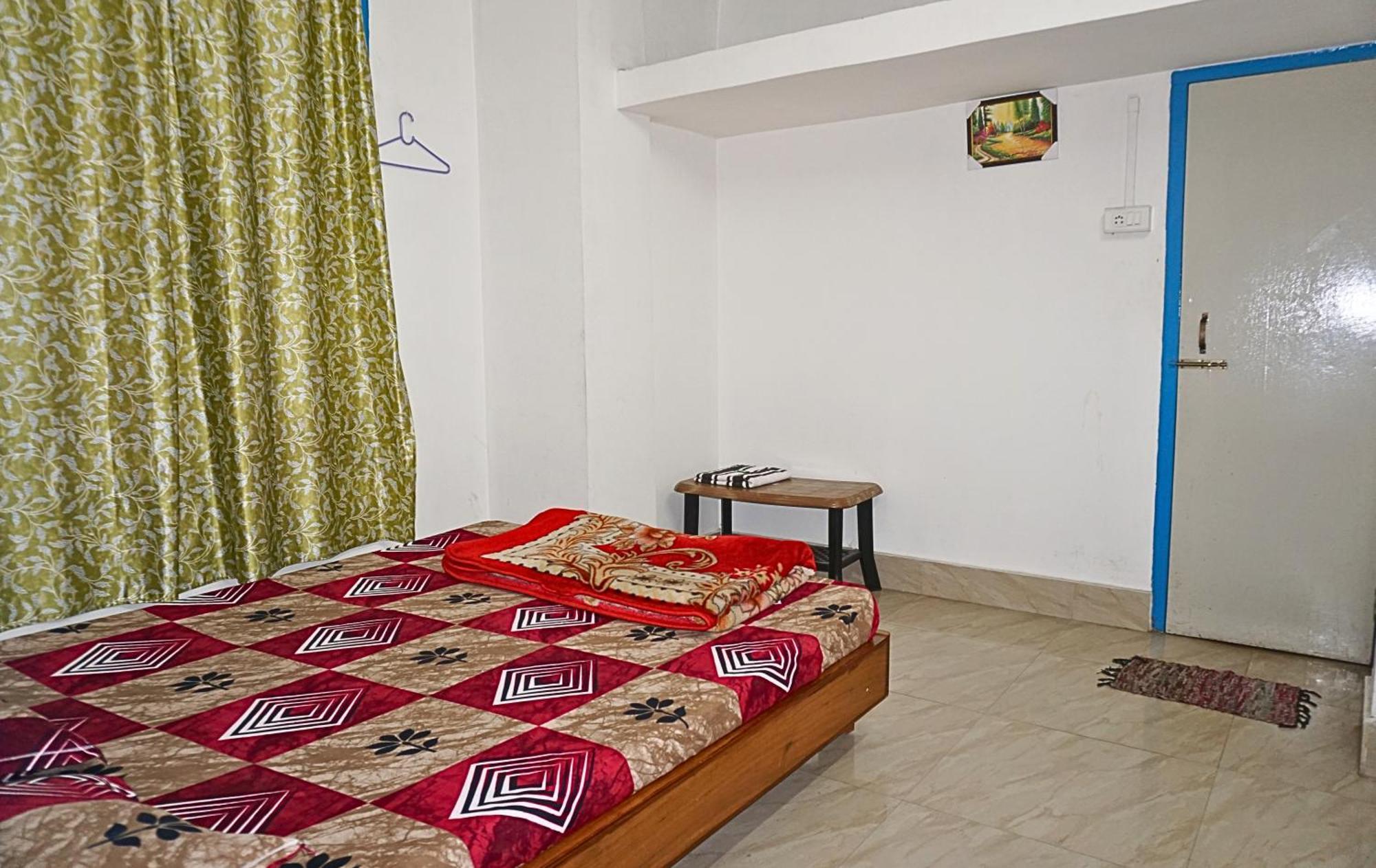 Taj Residency Holiday Homestay -Entire 1Bhk & 2Bhk Private Apartments -Call 767Ooo54Oo Jorhāt 外观 照片