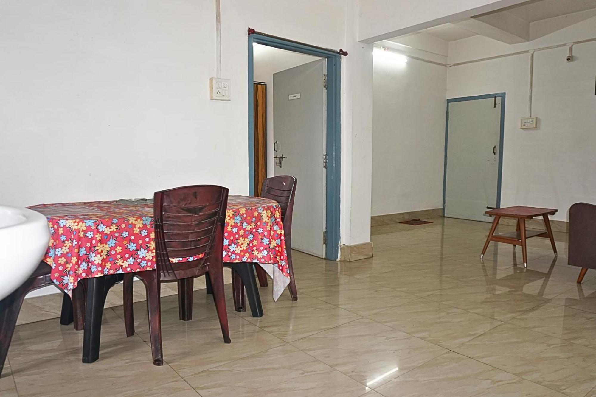 Taj Residency Holiday Homestay -Entire 1Bhk & 2Bhk Private Apartments -Call 767Ooo54Oo Jorhāt 外观 照片
